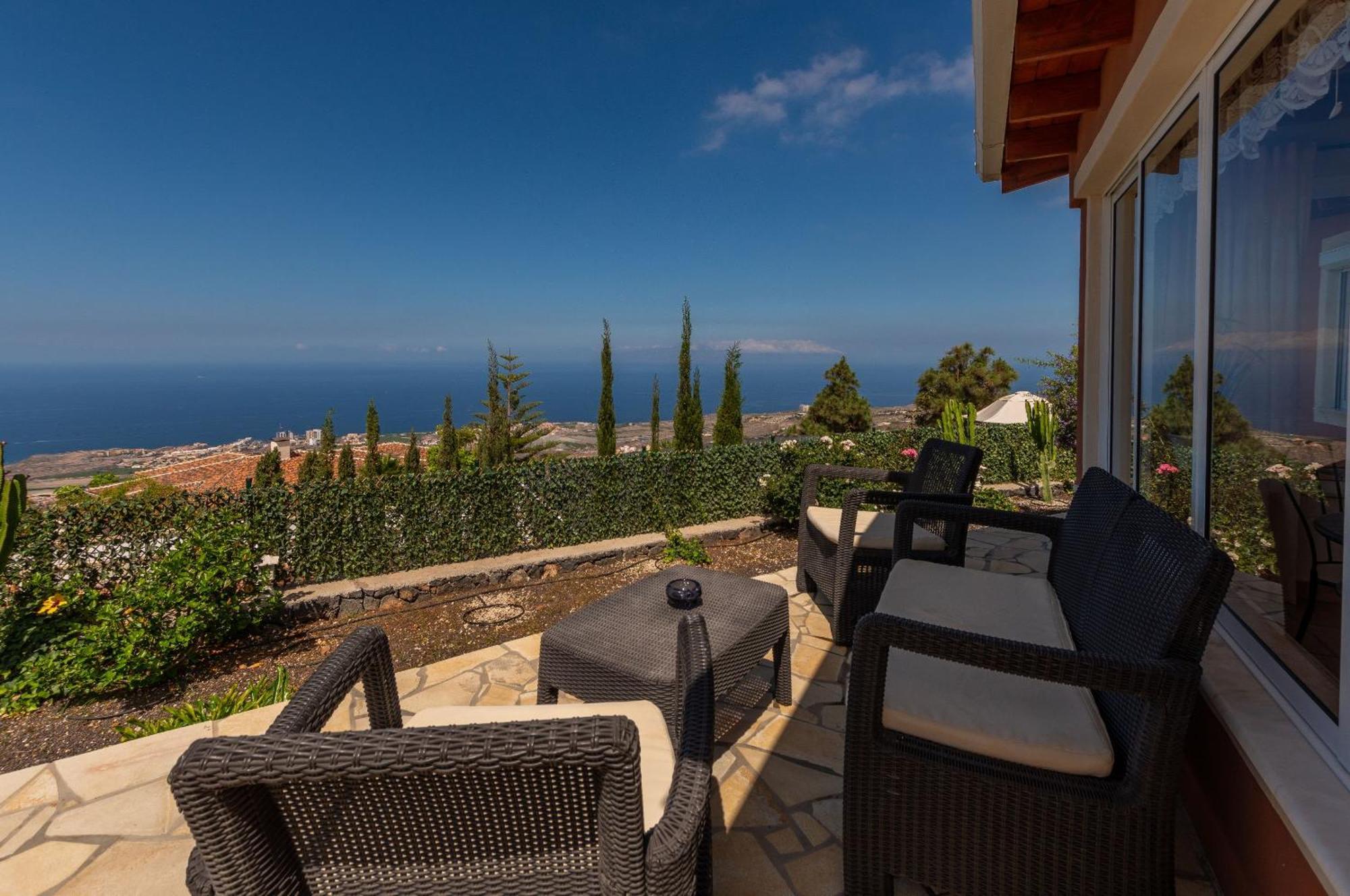 Villa Hibisco, Jacuzzi Y Vistas Al Atlantico アデヘ エクステリア 写真