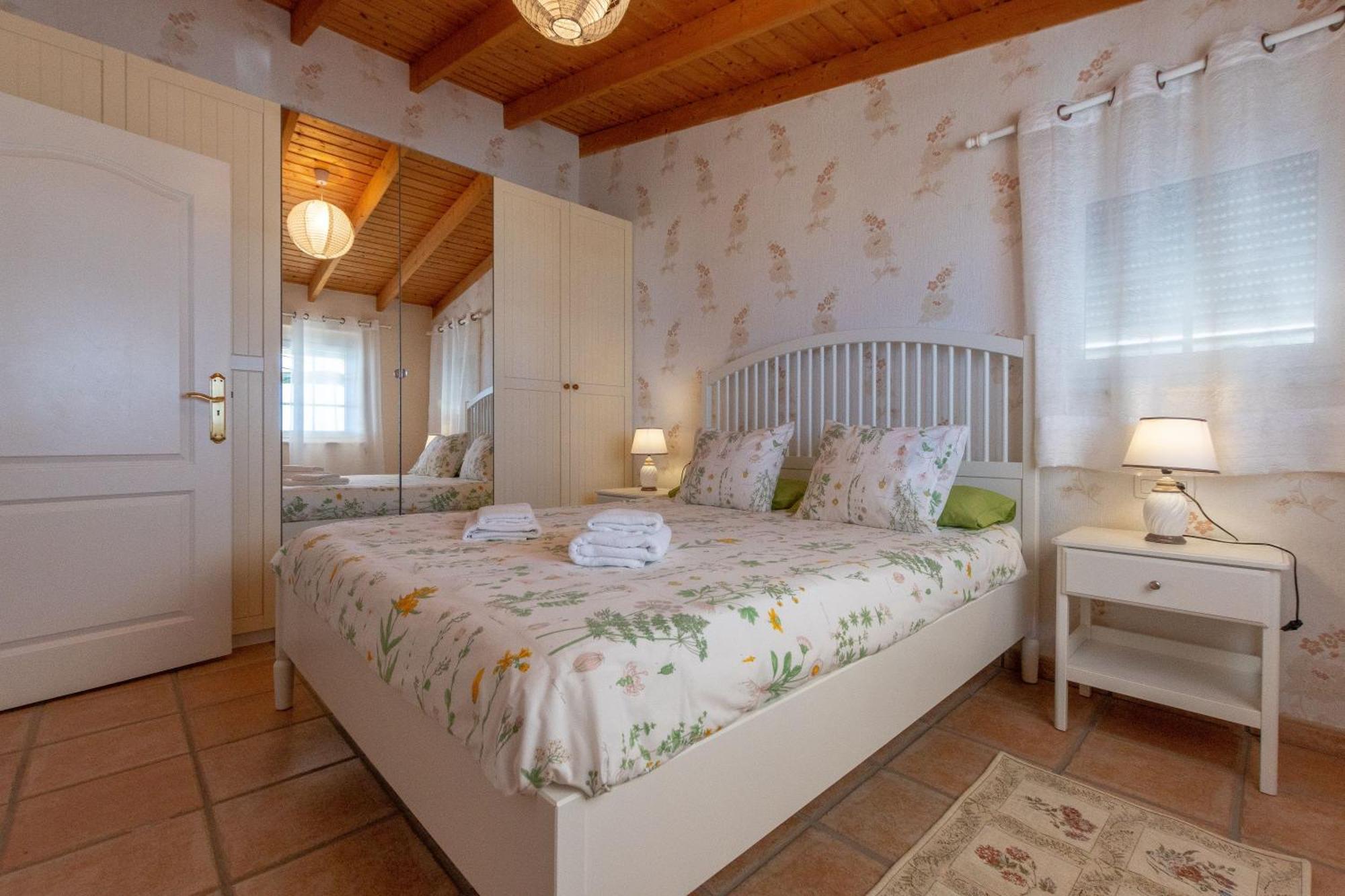 Villa Hibisco, Jacuzzi Y Vistas Al Atlantico アデヘ エクステリア 写真