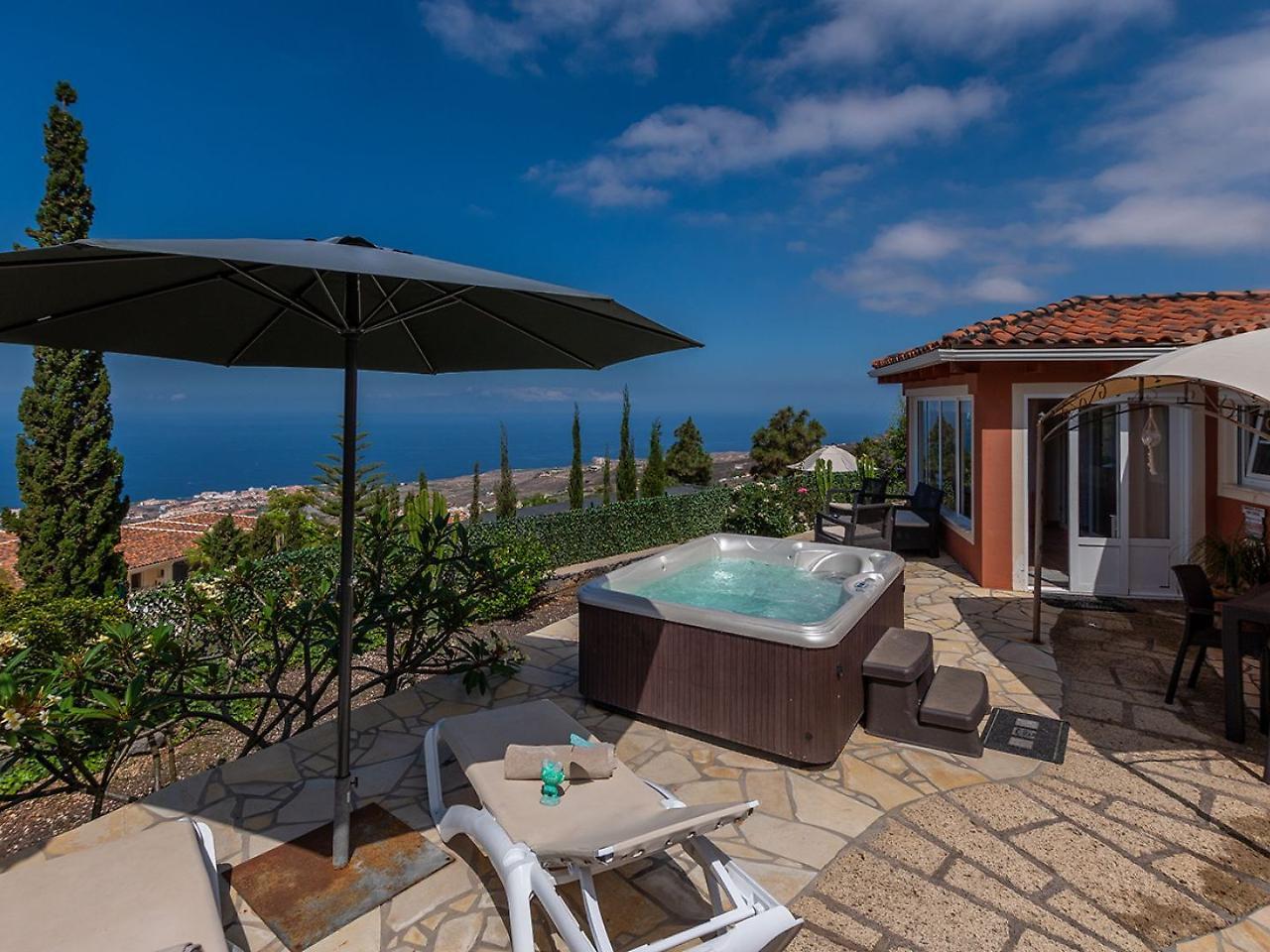 Villa Hibisco, Jacuzzi Y Vistas Al Atlantico アデヘ エクステリア 写真